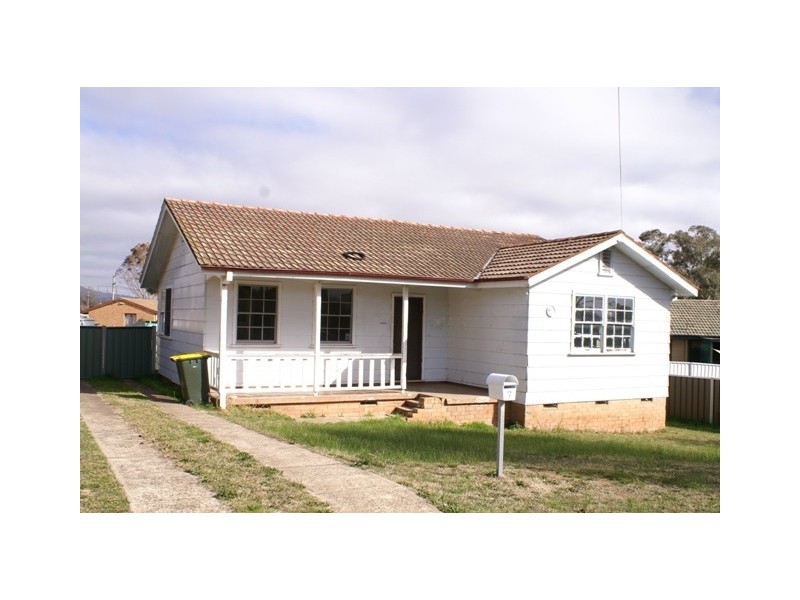 7 Dandaloo Place, Orange NSW 2800
