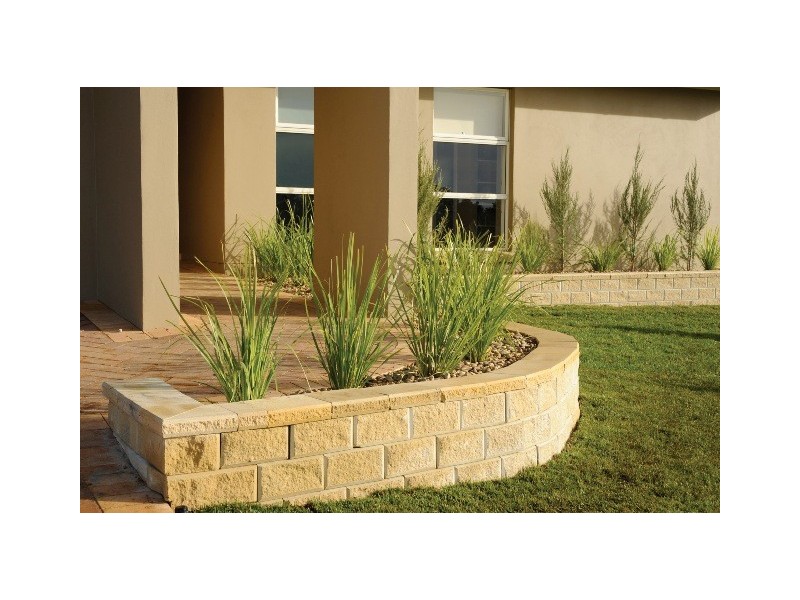 9 Diamond Drive, Orange NSW 2800