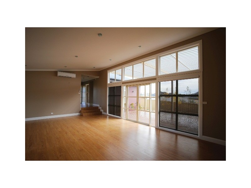 9 Diamond Drive, Orange NSW 2800