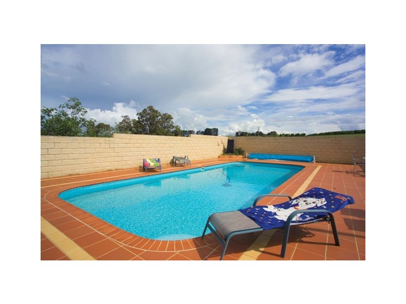 “Merlewood” Carthew Road, Orange NSW 2800