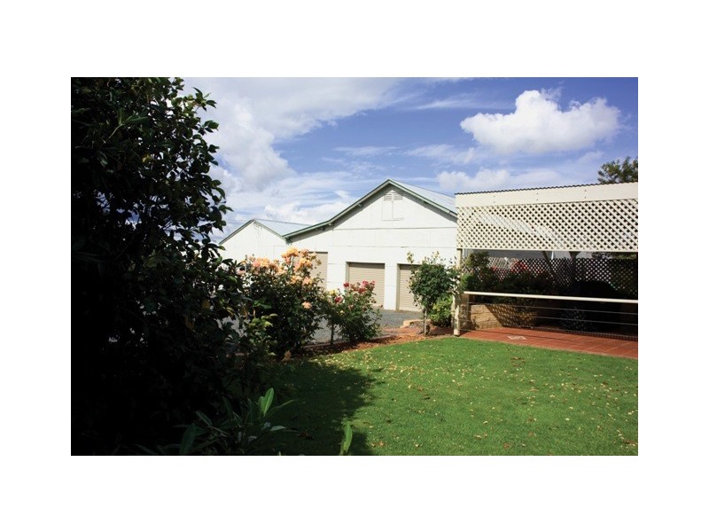 “Merlewood” Carthew Road, Orange NSW 2800