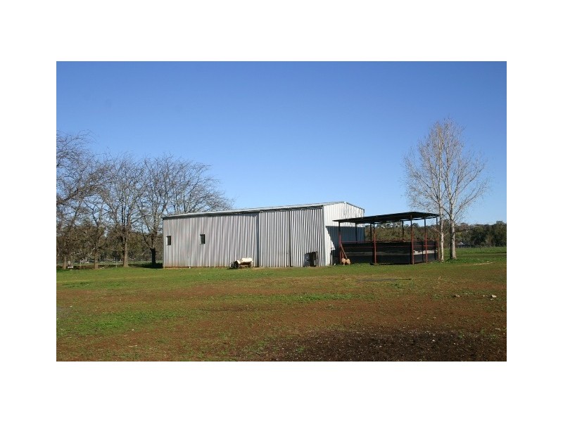 “Rosamel” Rosamel Lane, Orange NSW 2800