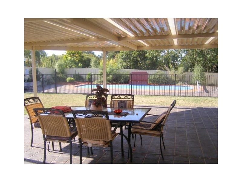 32 Stirling Avenue, Orange NSW 2800