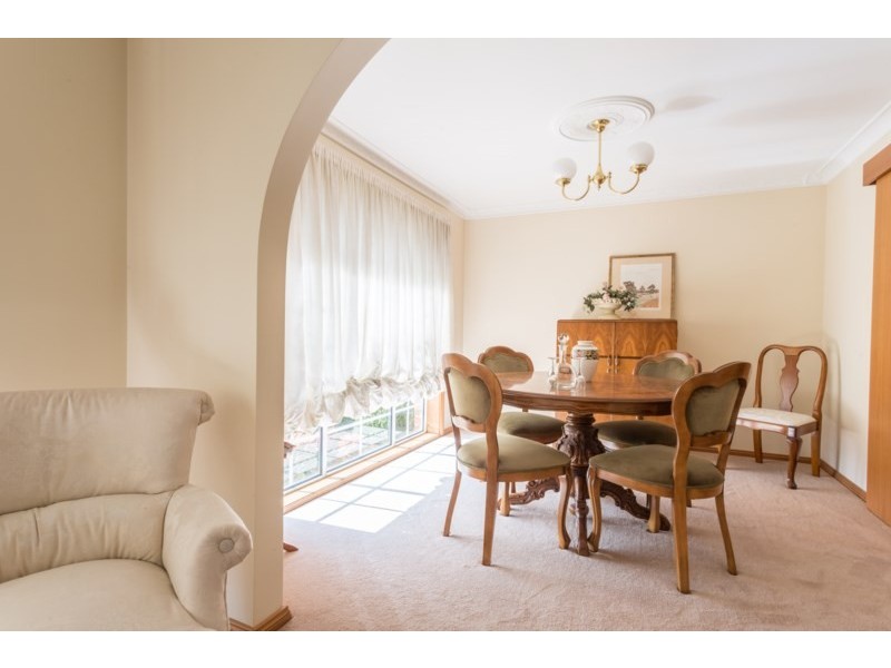 5 Kingfisher Court, Orange NSW 2800