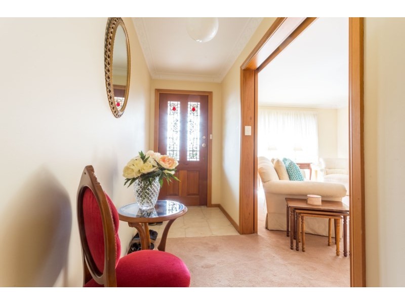 5 Kingfisher Court, Orange NSW 2800