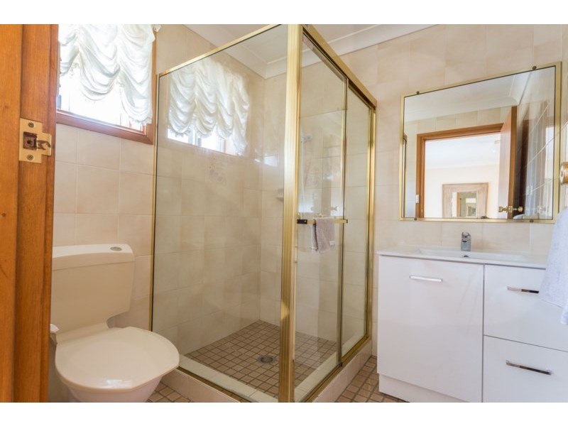 5 Kingfisher Court, Orange NSW 2800