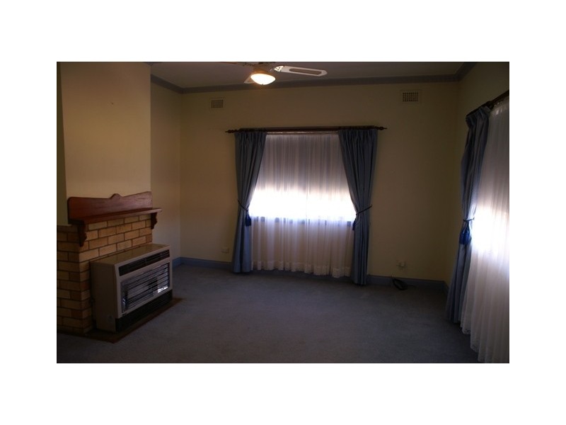 57 Gardiner Road, Orange NSW 2800