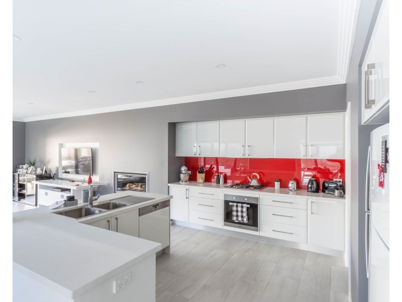 39 Melaleuca Way, Orange NSW 2800