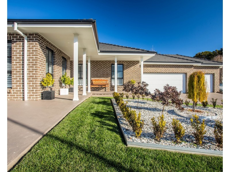 39 Melaleuca Way, Orange NSW 2800