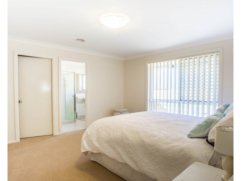 41 Melaleuca Way, Orange NSW 2800