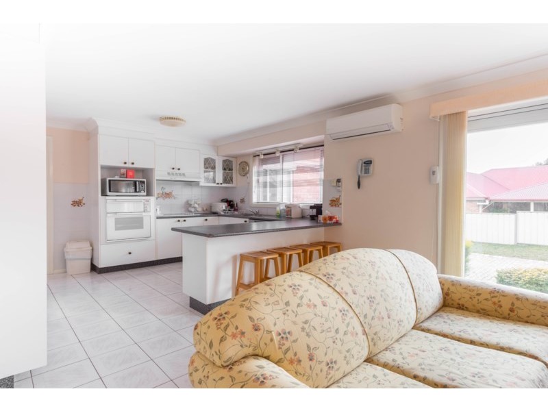 6 Avondale Drive, Orange NSW 2800