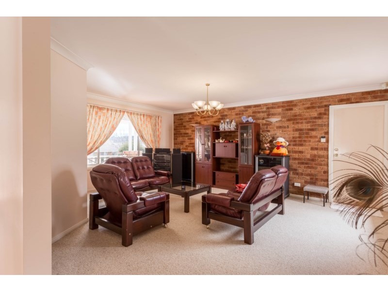 6 Avondale Drive, Orange NSW 2800