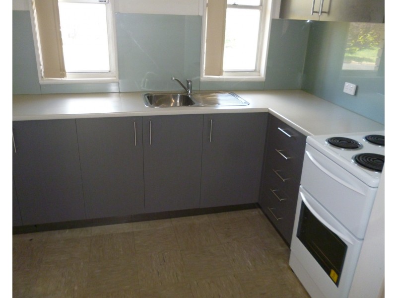 22 Currong Crescent, Orange NSW 2800