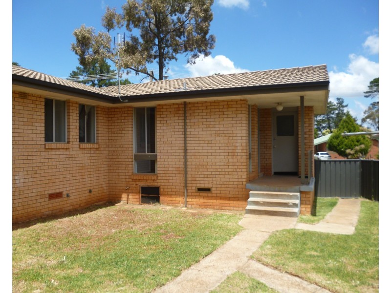 22 Currong Crescent, Orange NSW 2800