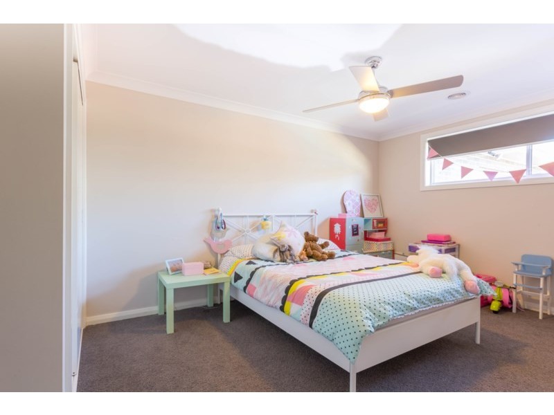 41 Pippin Way, Orange NSW 2800