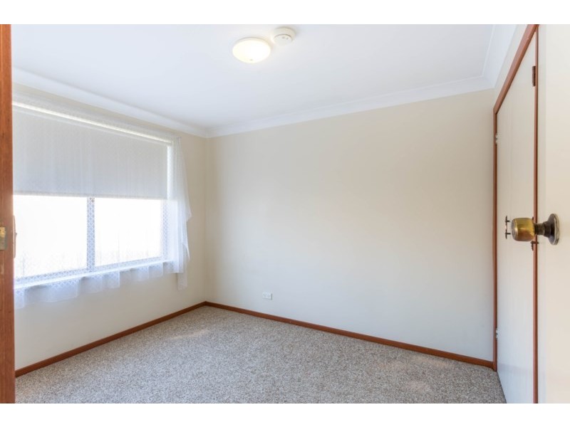 1/11 Torulosa Way, Orange NSW 2800