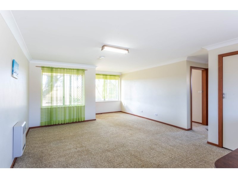 1/11 Torulosa Way, Orange NSW 2800