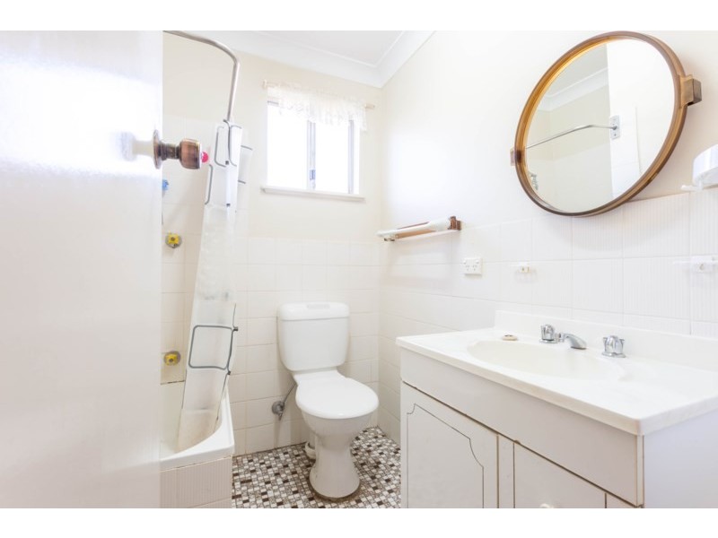 1/11 Torulosa Way, Orange NSW 2800