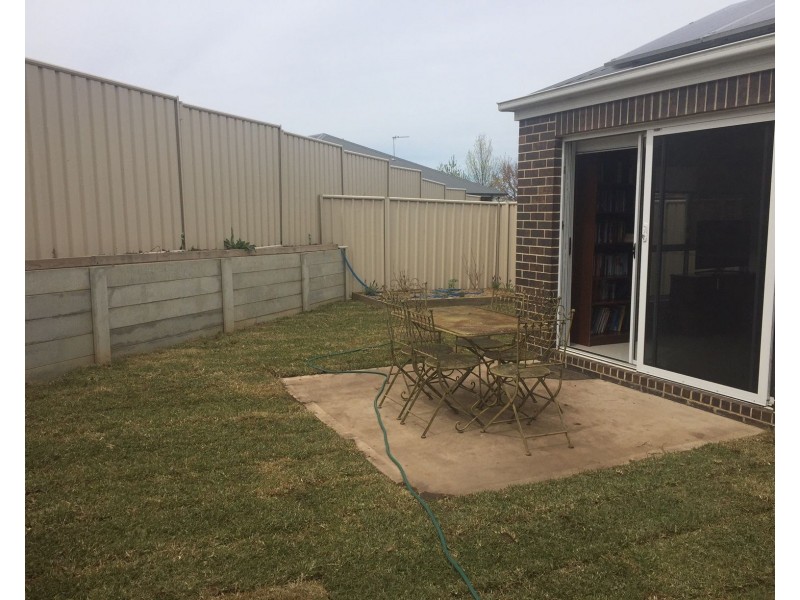 4/13 Turquoise Way, Orange NSW 2800