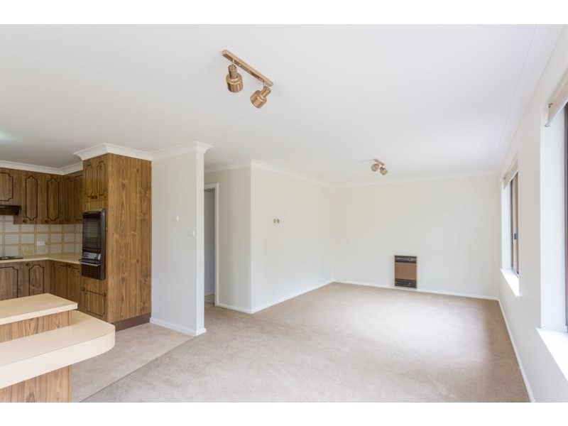 38 James Sheahan Drive, Orange NSW 2800