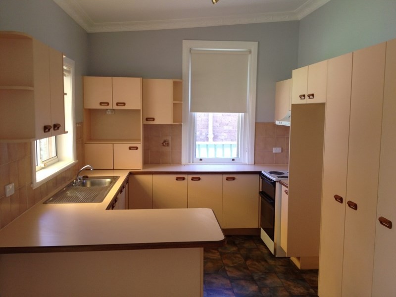 294 Anson Street, Orange NSW 2800