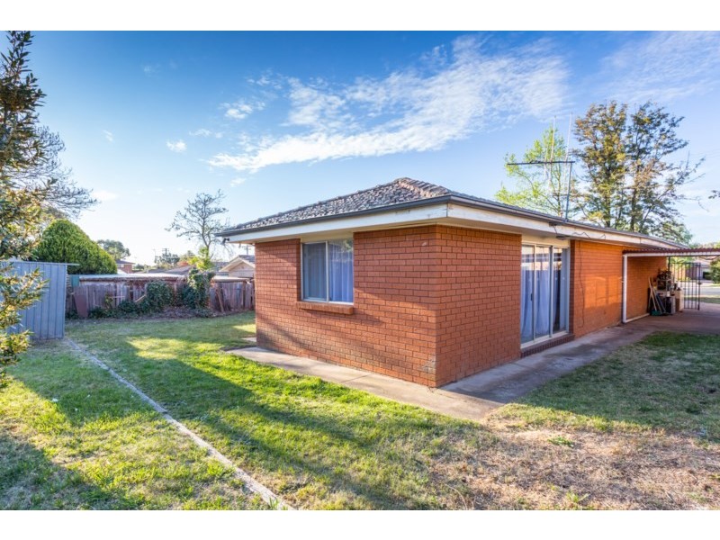 94 Matthews Avenue, Orange NSW 2800
