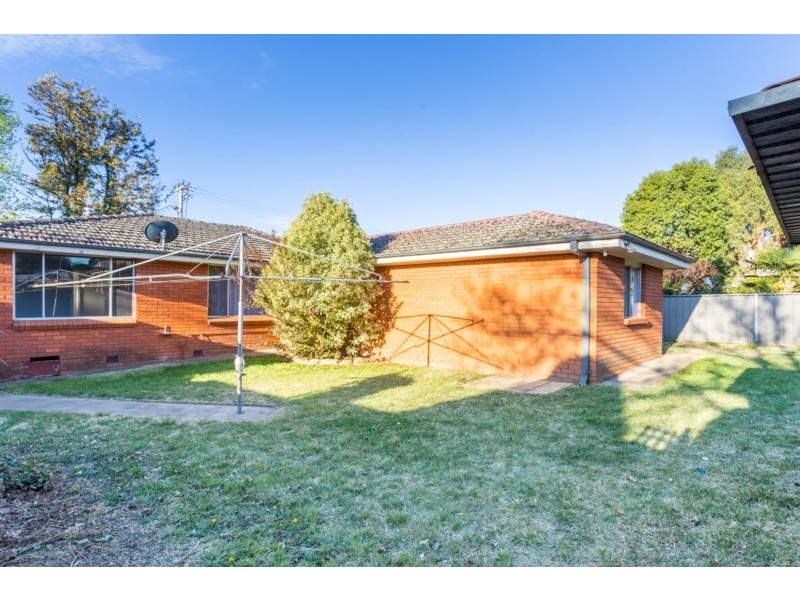 94 Matthews Avenue, Orange NSW 2800