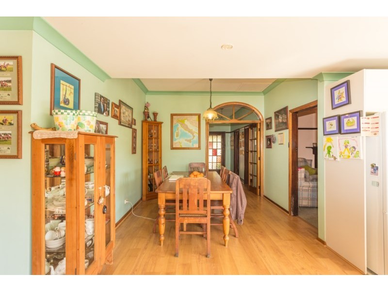 4 Autumn Street, Orange NSW 2800