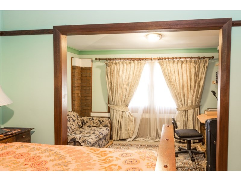 4 Autumn Street, Orange NSW 2800