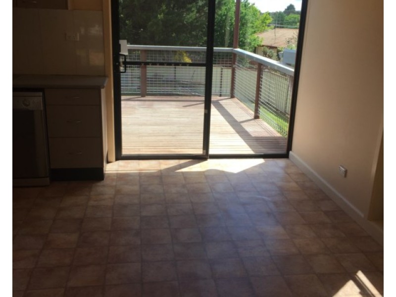 16 Pindari Place, Orange NSW 2800