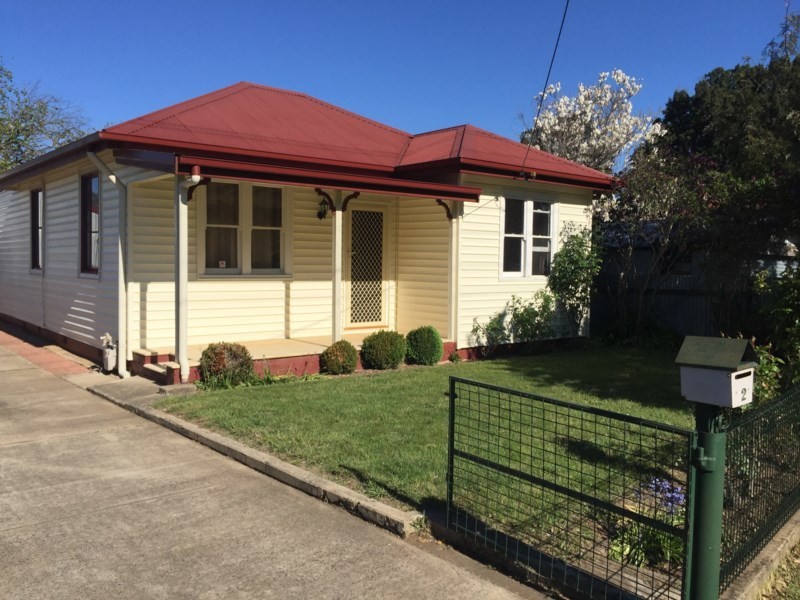 2 Endsleigh Avenue, Orange NSW 2800