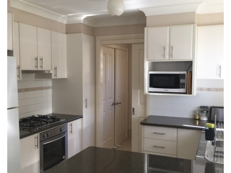 10 Etna Street, Orange NSW 2800