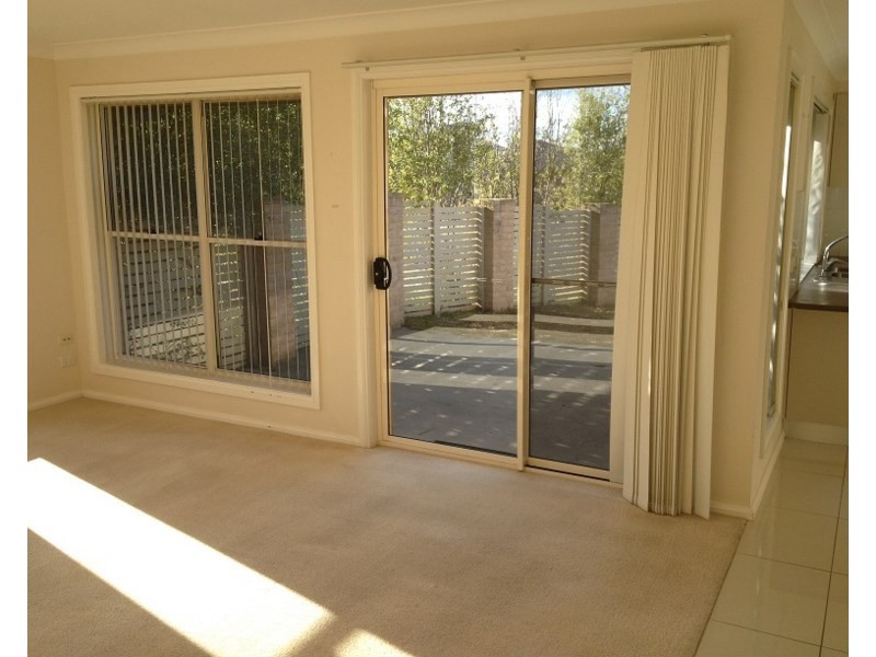 8 Diamond Drive, Orange NSW 2800