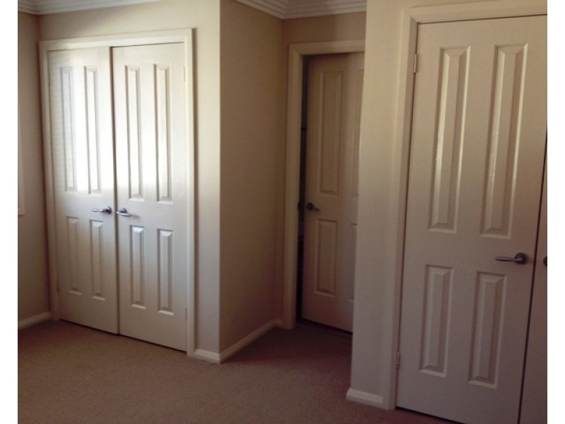 13 Bert Whiteley Place, Orange NSW 2800