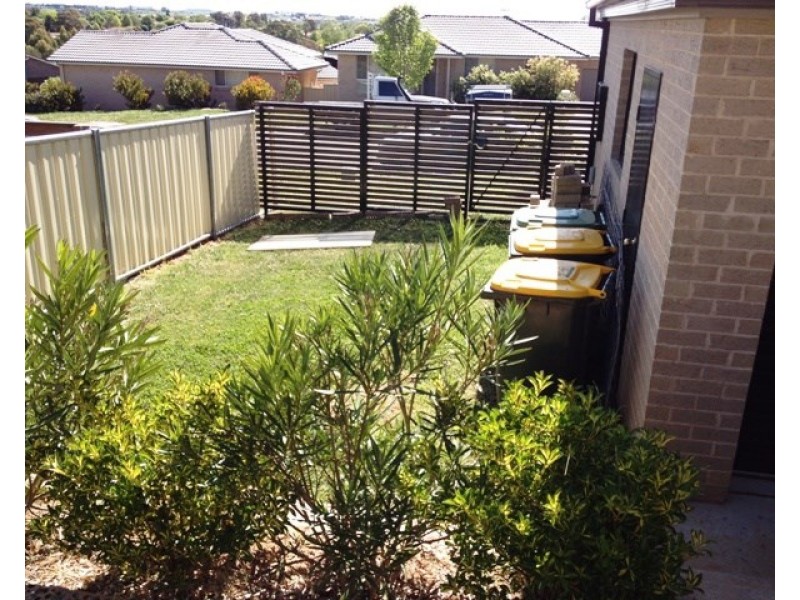 13 Bert Whiteley Place, Orange NSW 2800
