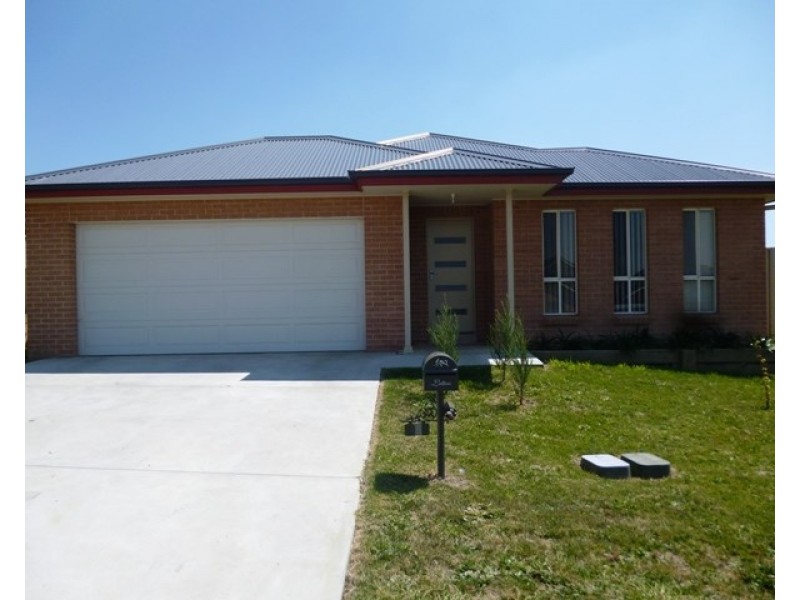 2 Opal Street, Orange NSW 2800