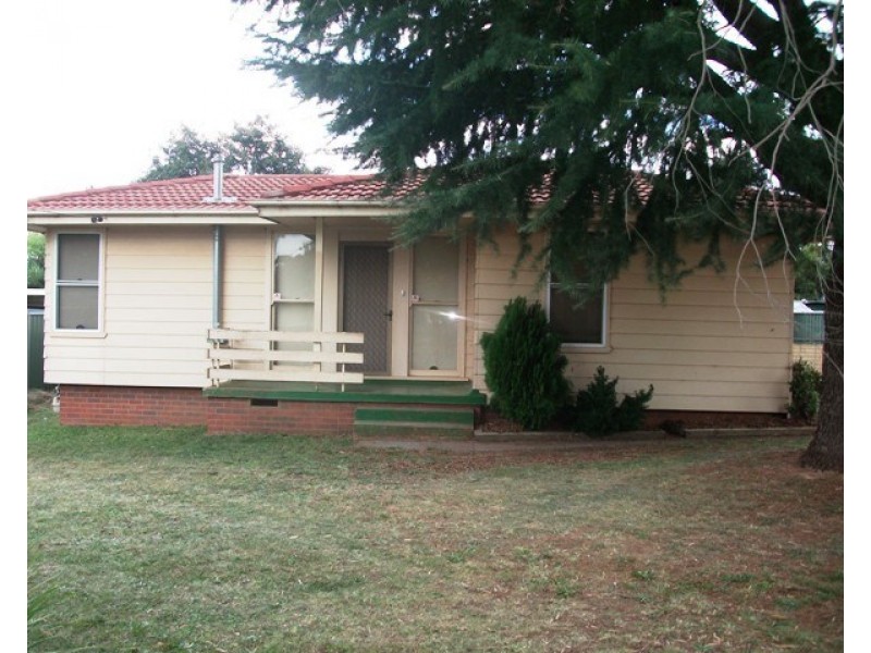 15 Bundarra Crescent, Orange NSW 2800