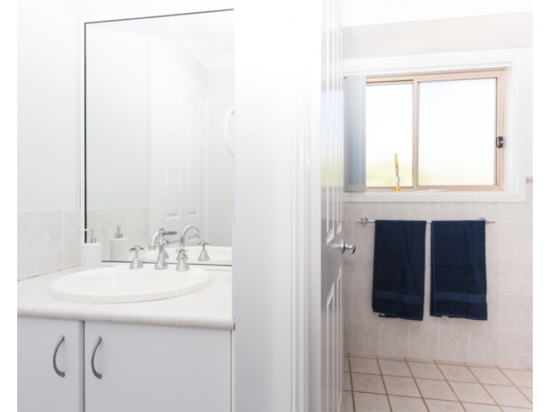 6 Gersbach Close, Orange NSW 2800