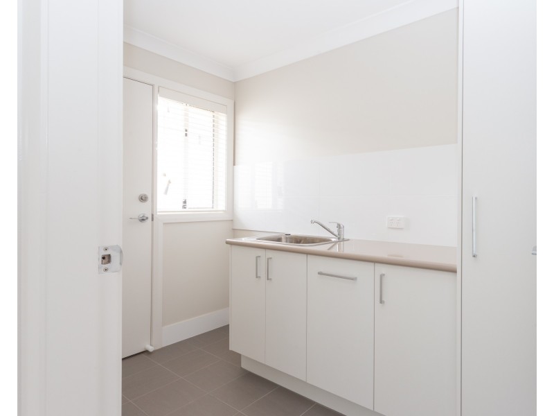 26 Lisbon Circuit, Orange NSW 2800