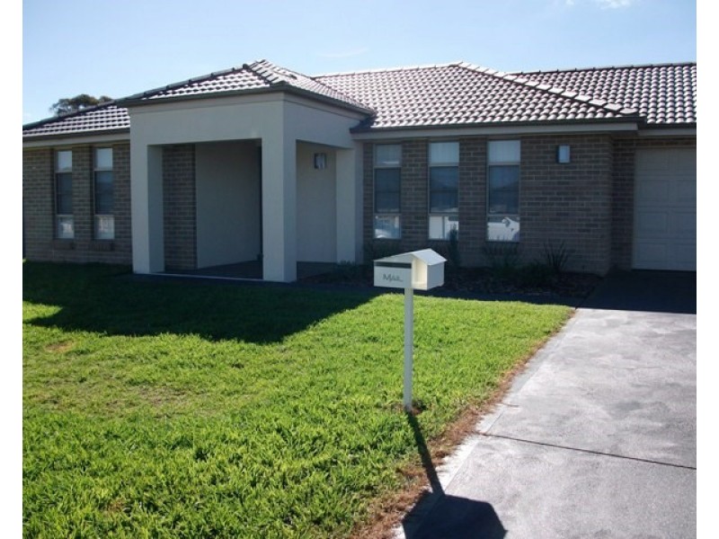 98 Diamond Drive, Orange NSW 2800