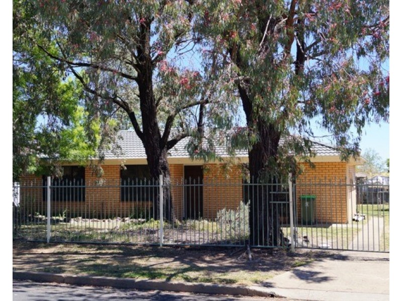 55 Currong Cresent, Orange NSW 2800