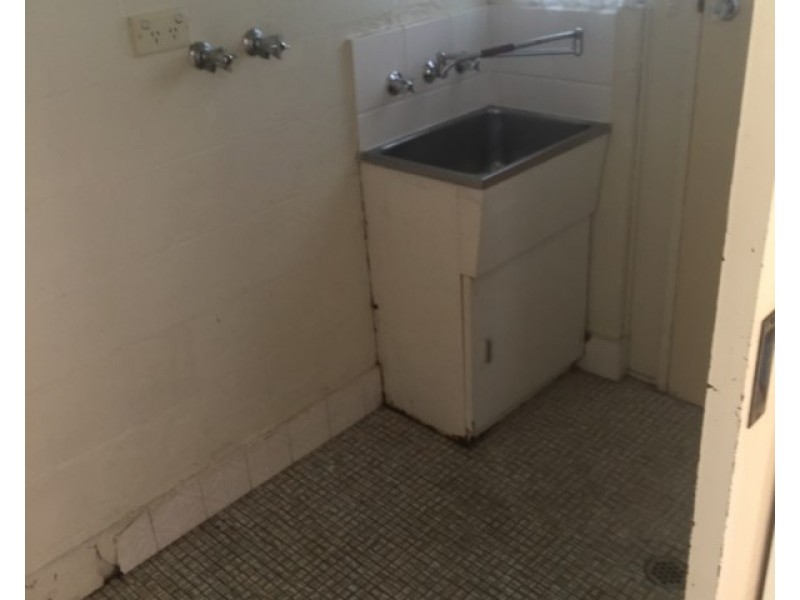 6 Mathoura Place, Orange NSW 2800