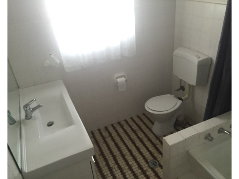 6 Mathoura Place, Orange NSW 2800