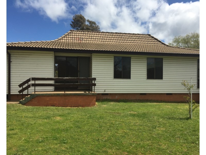 10 Currong Cresent, Orange NSW 2800