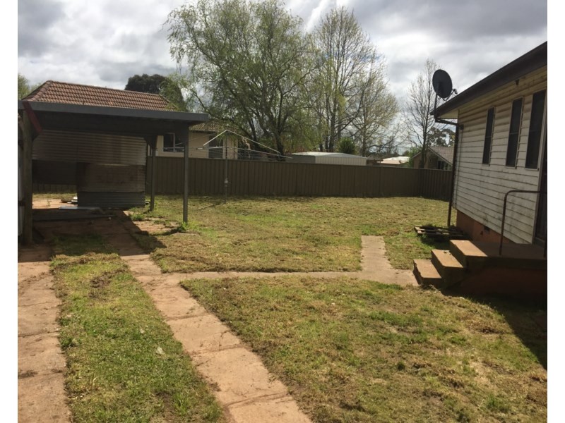 10 Currong Cresent, Orange NSW 2800