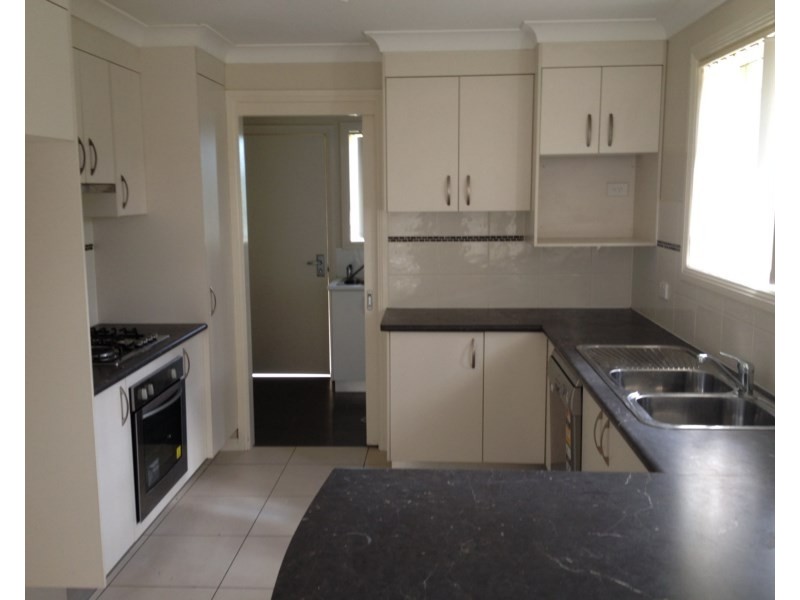 19 Discovery Drive, Orange NSW 2800