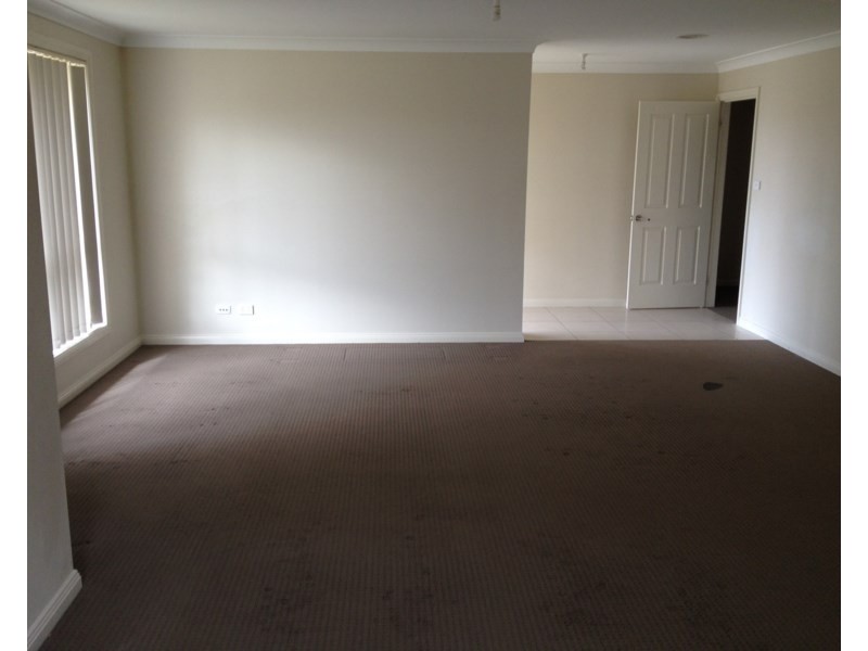 19 Discovery Drive, Orange NSW 2800