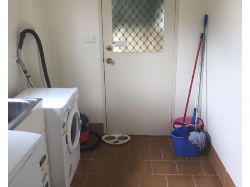 5 Hoskins Place, Orange NSW 2800