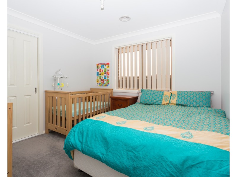 9 Downey Crescent, Orange NSW 2800