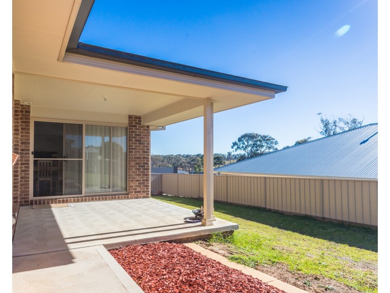 9 Downey Crescent, Orange NSW 2800